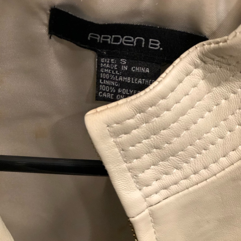 Off-White Cropped Leather Jacket - image 4